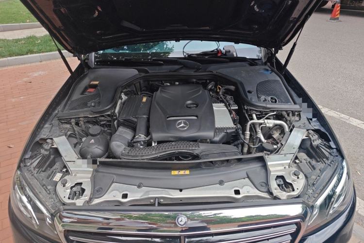Used Mercedes-Benz E-Class 2016 E 300 L Luxury Model Engine Bay