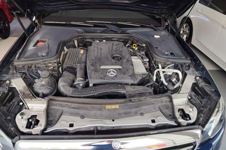 Used Mercedes-Benz E-Class 2016 E 300 L Stylish Model Engine Bay