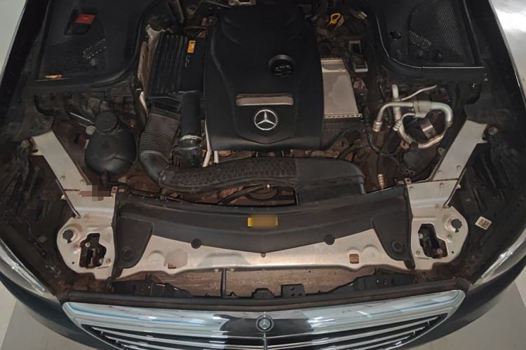 Used Mercedes-Benz E-Class 2016 E 300 L Luxury Model Engine Bay