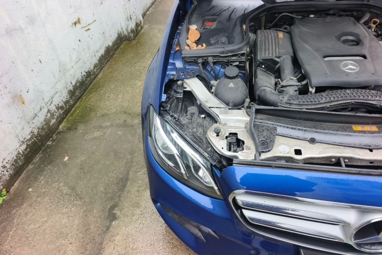 Used Mercedes-Benz E-Class 2016 E 200 L Sport Edition Engine Bay Right
