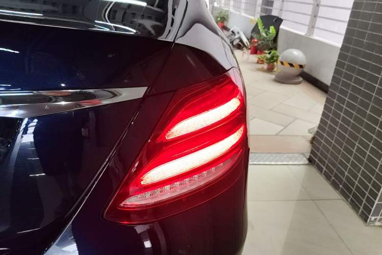 Used Mercedes-Benz E-Class 2016 E 200 L Sport Edition Exterior 1