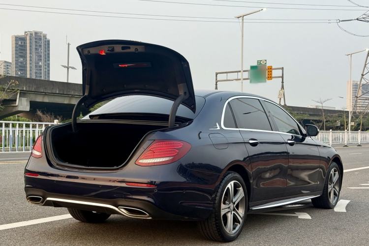 Used Mercedes-Benz E-Class 2016 E 200 L Sport Edition Exterior 11