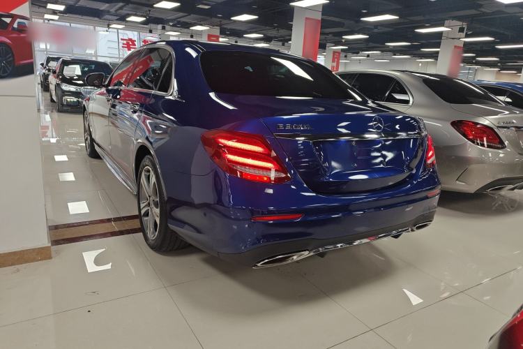 Used Mercedes-Benz E-Class 2016 E 200 L Sport Edition Exterior 2