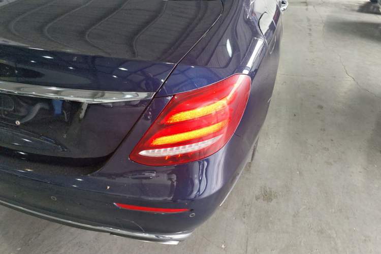 Used Mercedes-Benz E-Class 2016 E 300 L Stylish Model Exterior 6