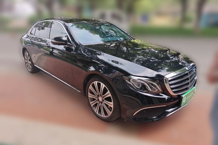 Used Mercedes-Benz E-Class 2016 E 300 L Luxury Model Front Right 45 Deg