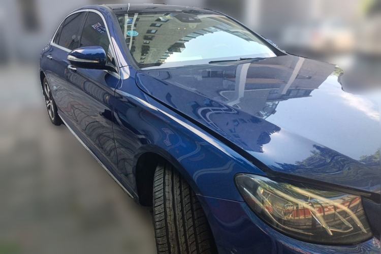 Used Mercedes-Benz E-Class 2016 E 200 L Sport Edition Front Right 45 Deg