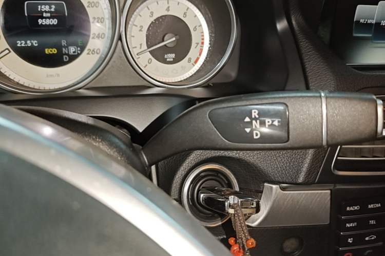 Used Mercedes-Benz E-Class 2016 E 200 Coupe Dynamic Edition Gear Lever