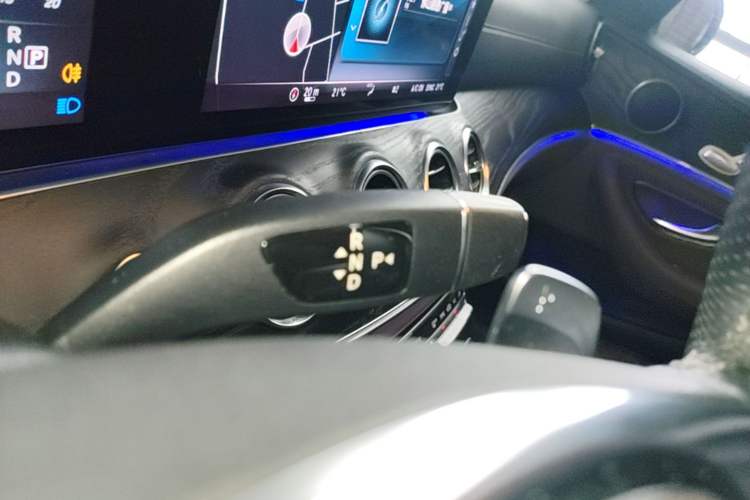 Used Mercedes-Benz E-Class 2016 E 200 L Sport Edition Gear Lever