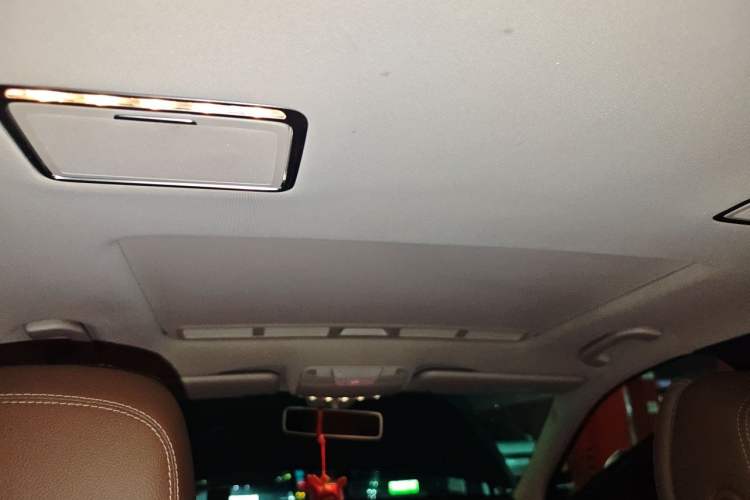 Used Mercedes-Benz E-Class 2016 E 200 L Sport Edition Headliner