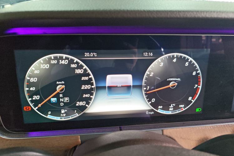 Used Mercedes-Benz E-Class 2016 E 300 L Stylish Model Instrument Cluster