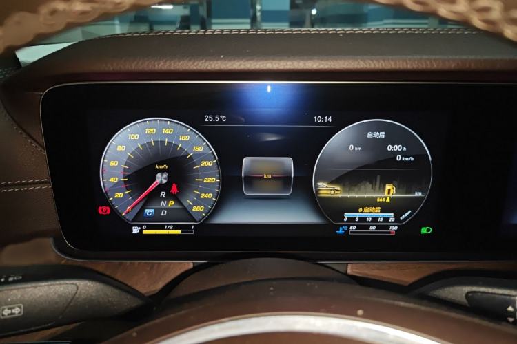 Used Mercedes-Benz E-Class 2016 E 300 L Luxury Model Instrument Cluster