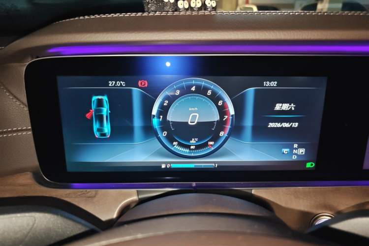 Used Mercedes-Benz E-Class 2016 E 300 L Stylish Model Instrument Cluster