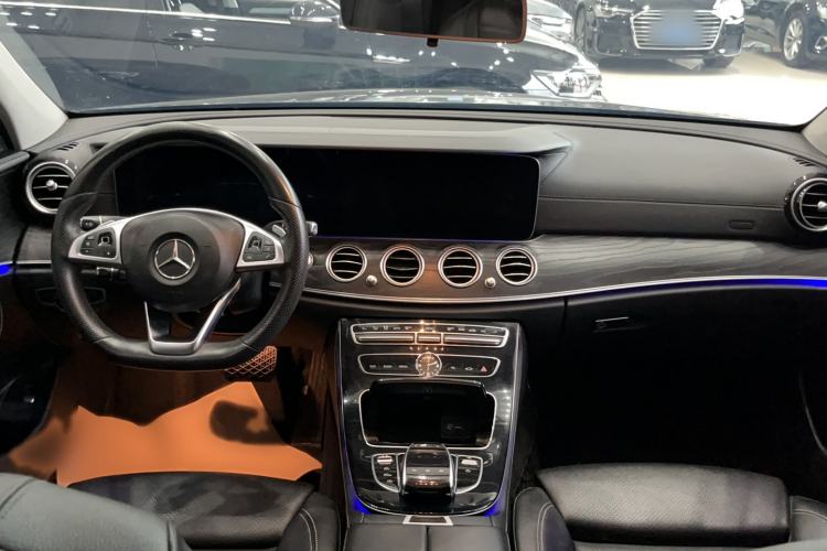 Used Mercedes-Benz E-Class 2016 E 200 L Sport Edition Interior 1