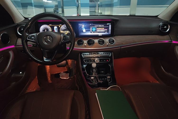 Used Mercedes-Benz E-Class 2016 E 300 L Luxury Model Interior 2