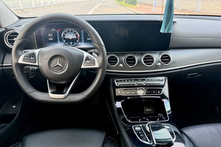 Used Mercedes-Benz E-Class 2016 E 200 L Sport Edition Interior 2