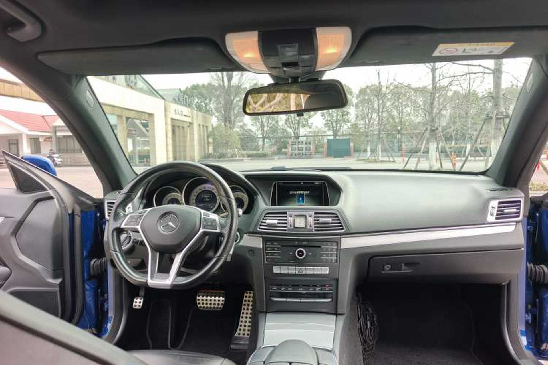 Used Mercedes-Benz E-Class 2016 E 200 Coupe Dynamic Edition Interior 2