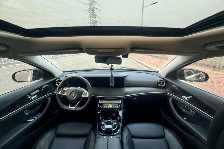 Used Mercedes-Benz E-Class 2016 E 200 L Sport Edition Interior 3