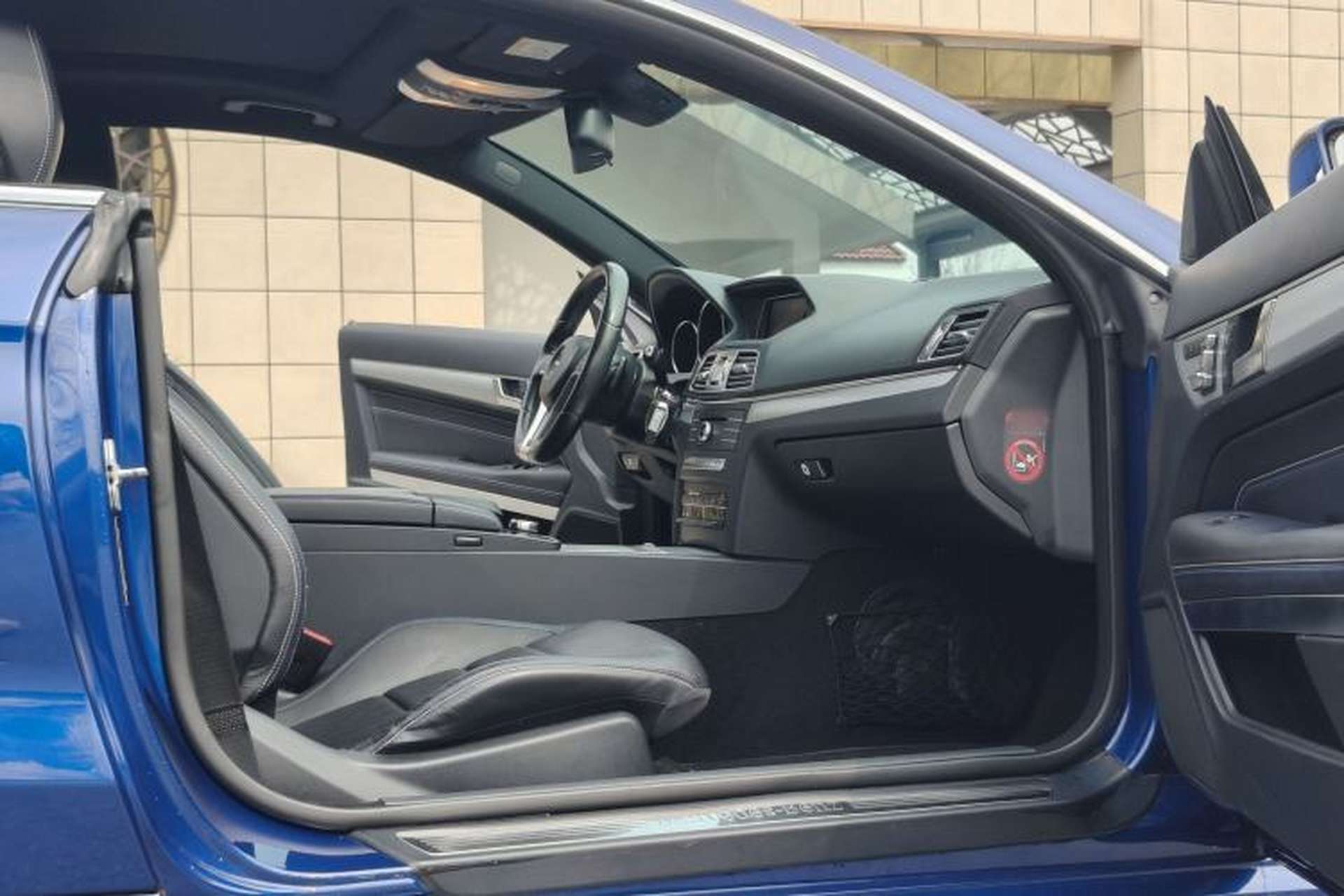Used Mercedes-Benz E-Class 2016 E 200 Coupe Dynamic Edition Interior 3