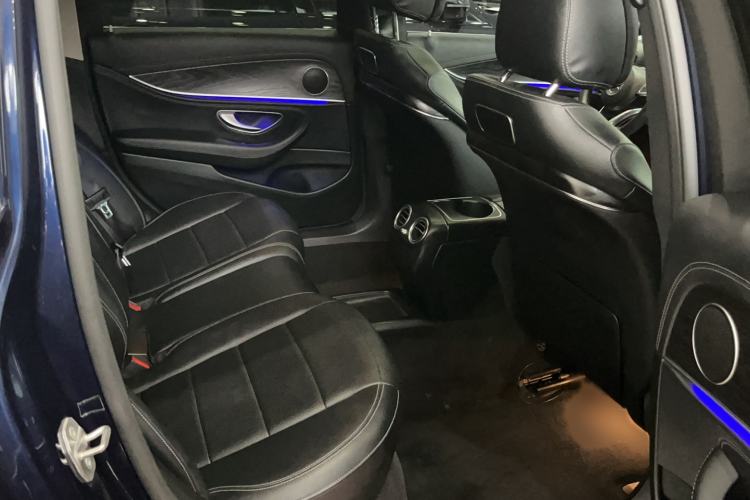Used Mercedes-Benz E-Class 2016 E 200 L Sport Edition Interior 4