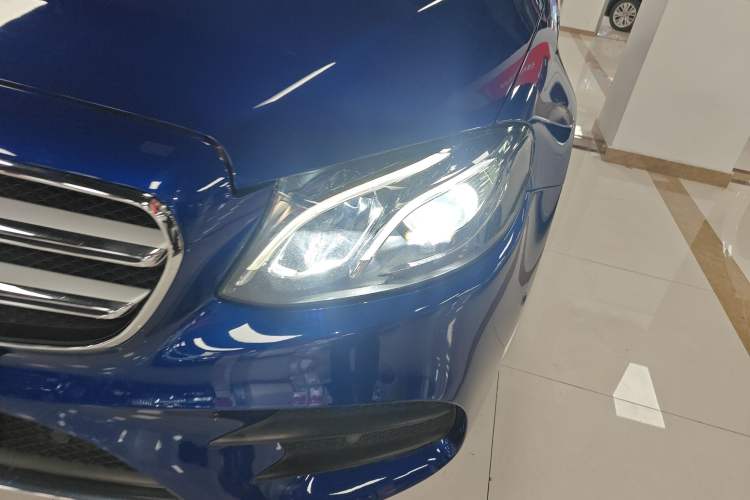 Used Mercedes-Benz E-Class 2016 E 200 L Sport Edition Left Front Headlight