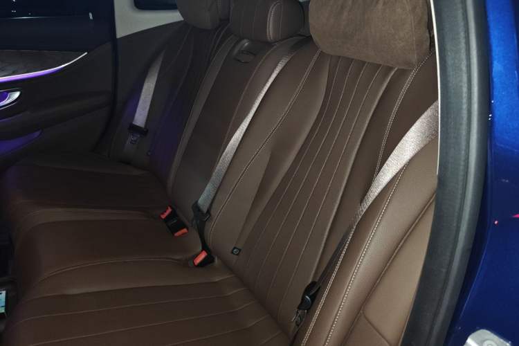 Used Mercedes-Benz E-Class 2016 E 300 L Stylish Model Left Rear Seat