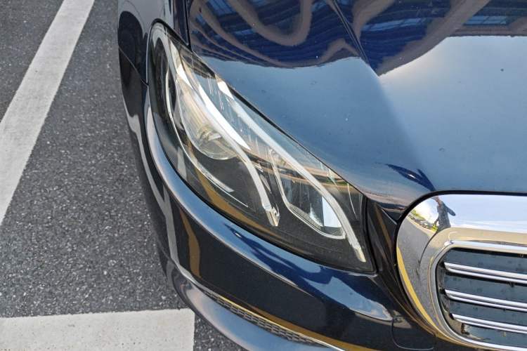 Used Mercedes-Benz E-Class 2016 E 200 L Right Front Headlight