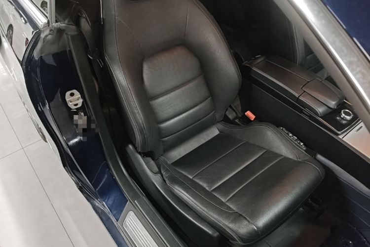 Used Mercedes-Benz E-Class 2016 E 200 Coupe Dynamic Edition Right Front Seat