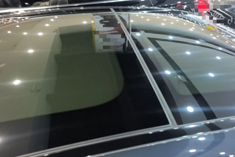 Used Mercedes-Benz E-Class 2016 E 300 L Luxury Model Roof