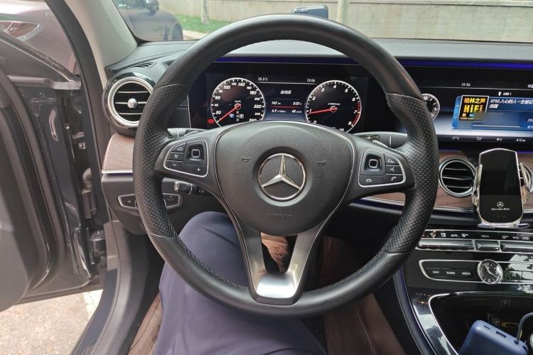 Used Mercedes-Benz E-Class 2016 E 300 L Luxury Model Steering Wheel