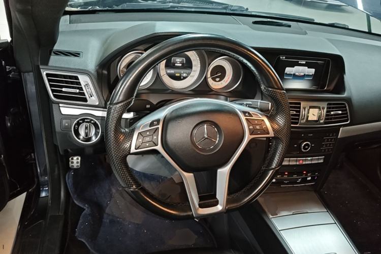 Used Mercedes-Benz E-Class 2016 E 200 Coupe Dynamic Edition Steering Wheel
