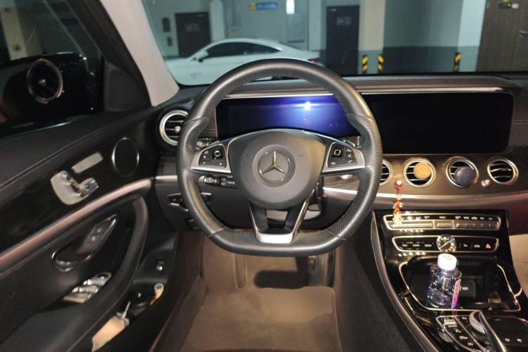 Used Mercedes-Benz E-Class 2016 E 300 L Sporty and Stylish Model Steering Wheel