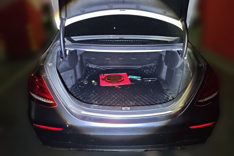 Used Mercedes-Benz E-Class 2016 E 200 L Sport Edition Trunk