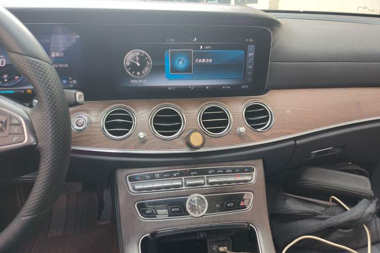 Used Mercedes-Benz E-Class 2016 E 300 L Luxury Model Audio And AC Panel