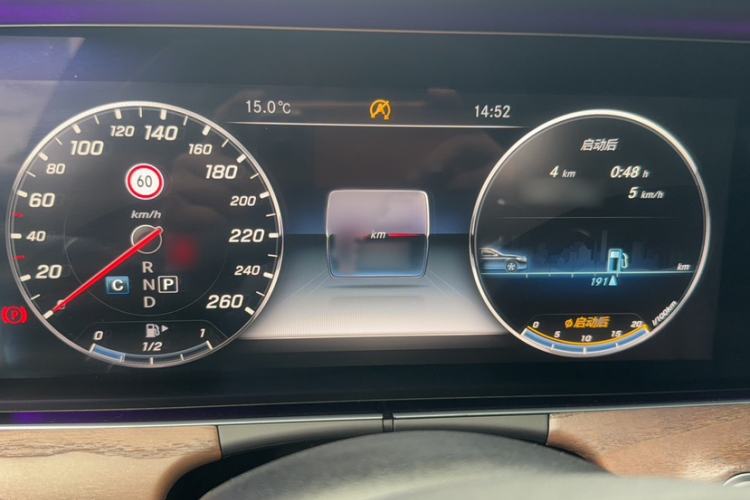 Used Mercedes-Benz E-Class 2016 E 300 L Stylish Model Instrument Cluster