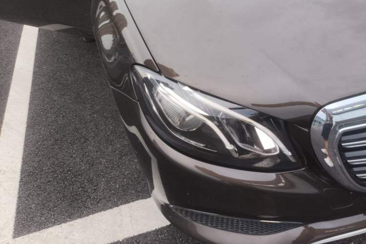 Used Mercedes-Benz E-Class 2016 E 300 L Luxury Model Right Front Headlight