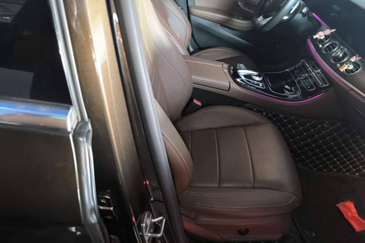 Used Mercedes-Benz E-Class 2016 E 300 L Sport Luxury Model Right Front Seat