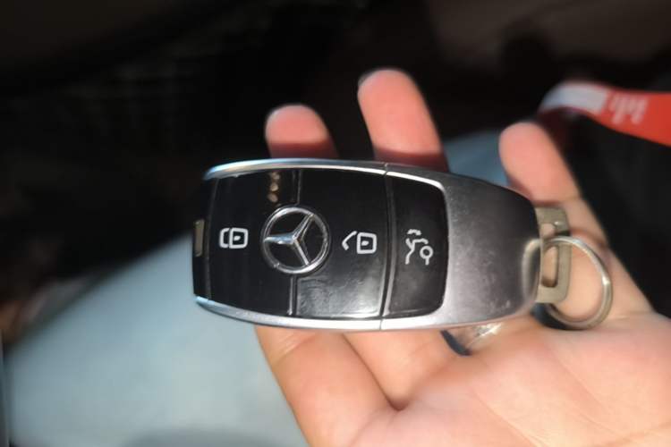 Used Mercedes-Benz E-Class 2016 E 300 L Sport Luxury Model Vehicle Key