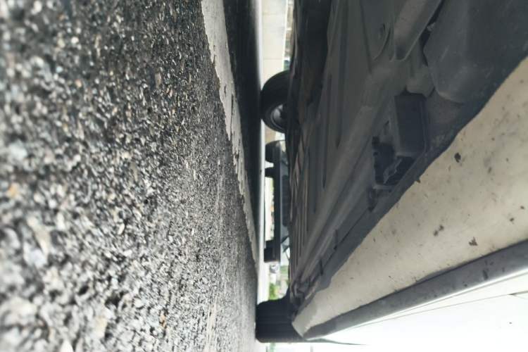 Used Mercedes-Benz E-Class 2016 E 200 L Sport Edition Chassis Front Left