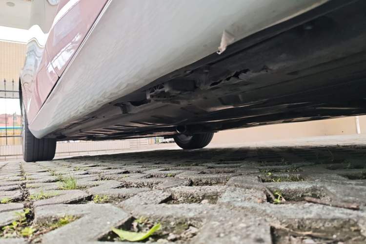 Used Mercedes-Benz E-Class 2016 E 300 L Luxury Model Chassis Rear Left