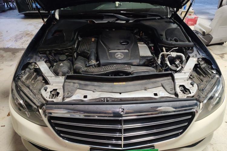 Used Mercedes-Benz E-Class 2016 E 300 L Stylish Model Engine Bay