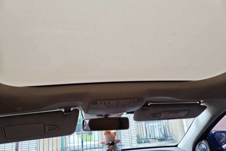 Used Mercedes-Benz E-Class 2016 E 300 L Luxury Model Headliner