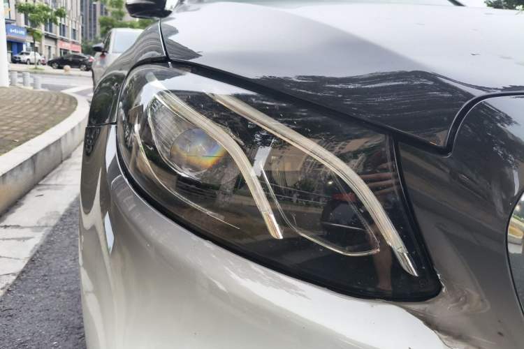 Used Mercedes-Benz E-Class 2016 E 200 L Sport Edition Right Front Headlight
