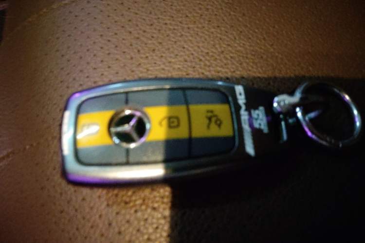 Used Mercedes-Benz E-Class 2016 E 300 L Stylish Model Vehicle Key