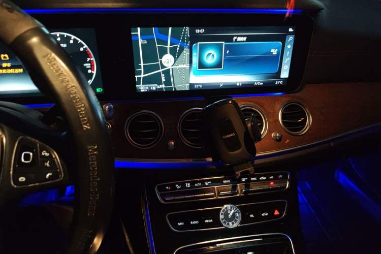 Used Mercedes-Benz E-Class 2016 E 300 L Stylish Model Audio And AC Panel