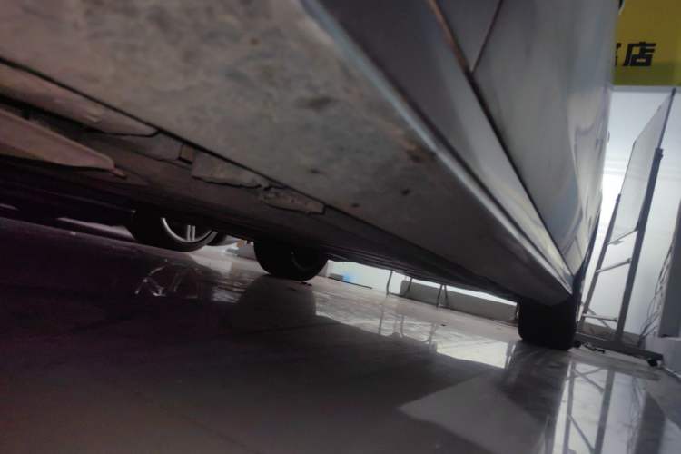 Used Mercedes-Benz E-Class 2016 E 200 L Sport Edition Chassis Front Left
