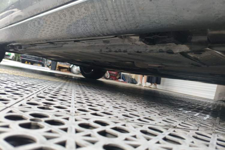 Used Mercedes-Benz E-Class 2016 E 200 L Chassis Front Right