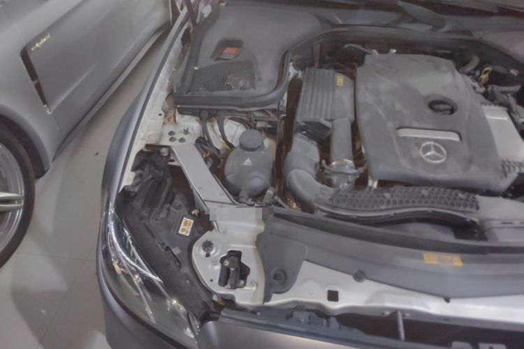 Used Mercedes-Benz E-Class 2016 E 200 L Sport Edition Engine Bay Right
