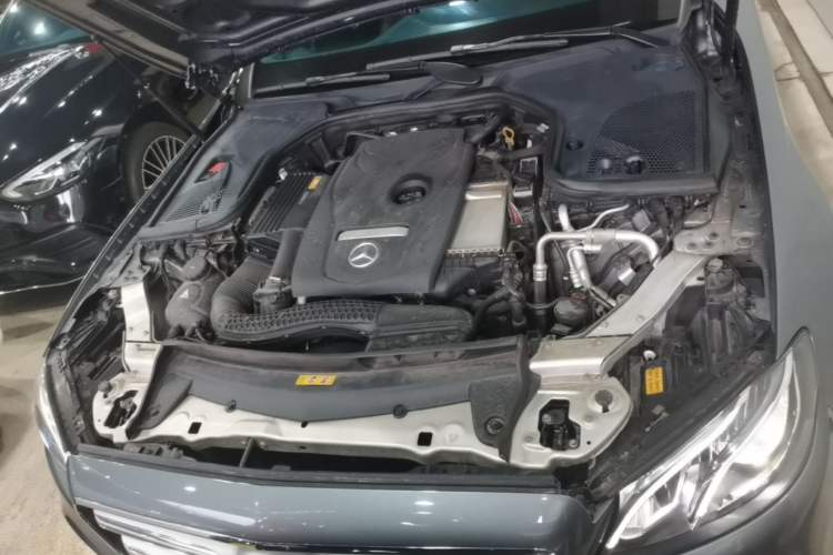 Used Mercedes-Benz E-Class 2016 E 200 L Sport Edition Engine Bay