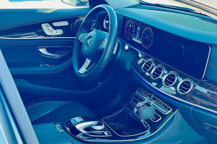 Used Mercedes-Benz E-Class 2016 E 300 L Stylish Model Exterior 9