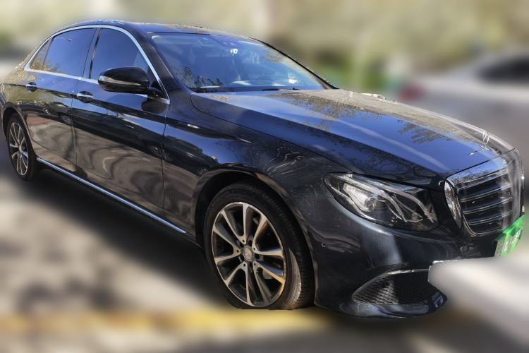 Used Mercedes-Benz E-Class 2016 E 200 L Front Right 45 Deg